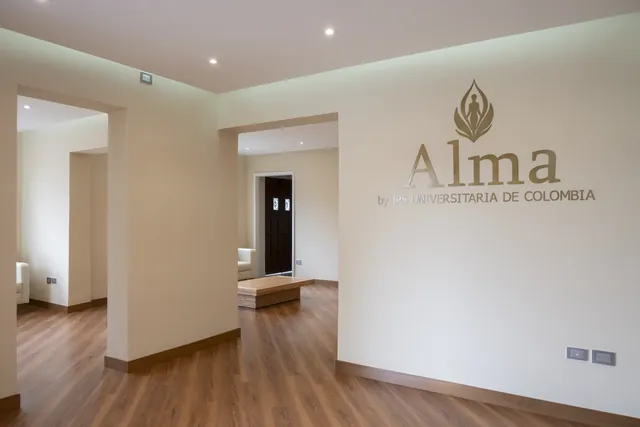 Recepción de Alma, la línea de medicina estética de la IPS Universitaria de Colombia